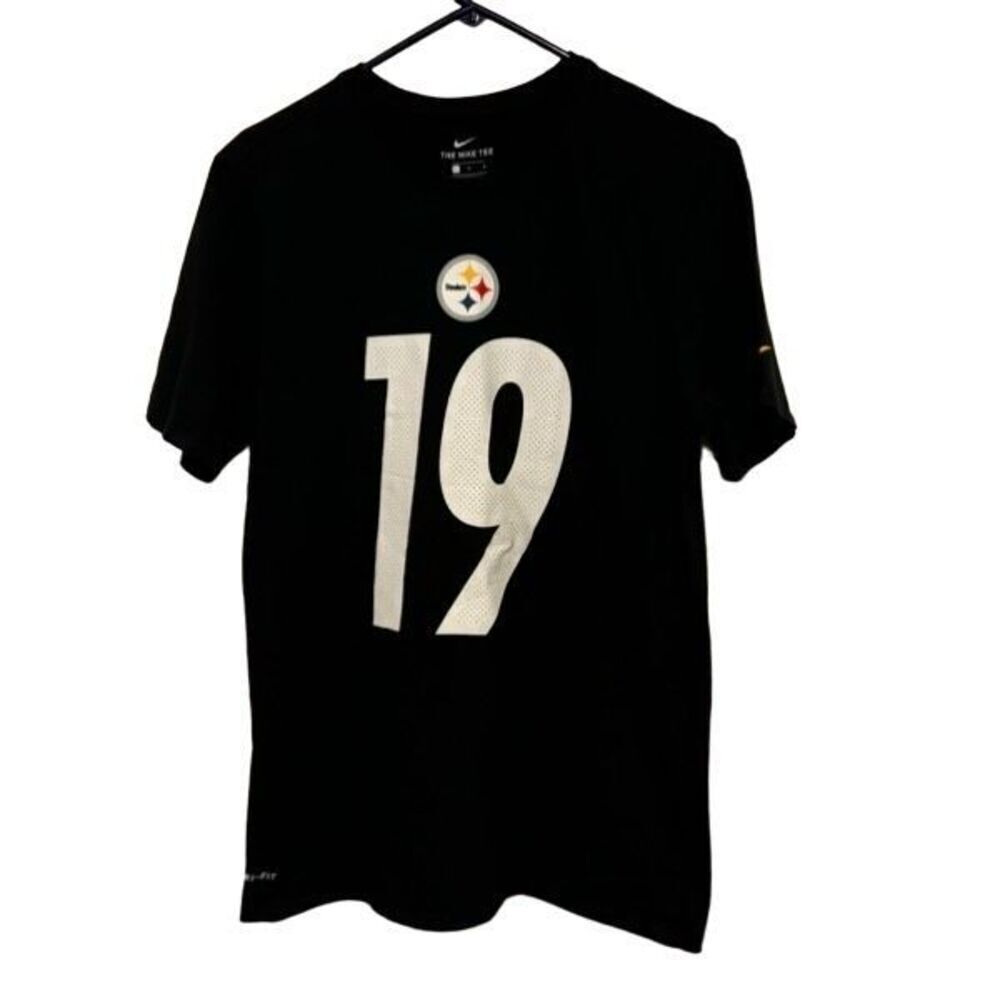 Pittsburgh Steelers JuJu Smith-Schuster Size Large Nike Athletic Cut T-Shirt